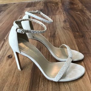Stuart Weitzman nude heels 6.5